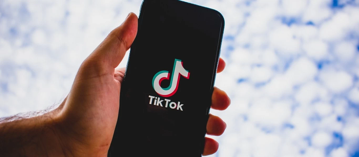 Με πρόστιμο «μαμούθ» κινδυνεύει το TikTok - Γιατί κατηγορείται